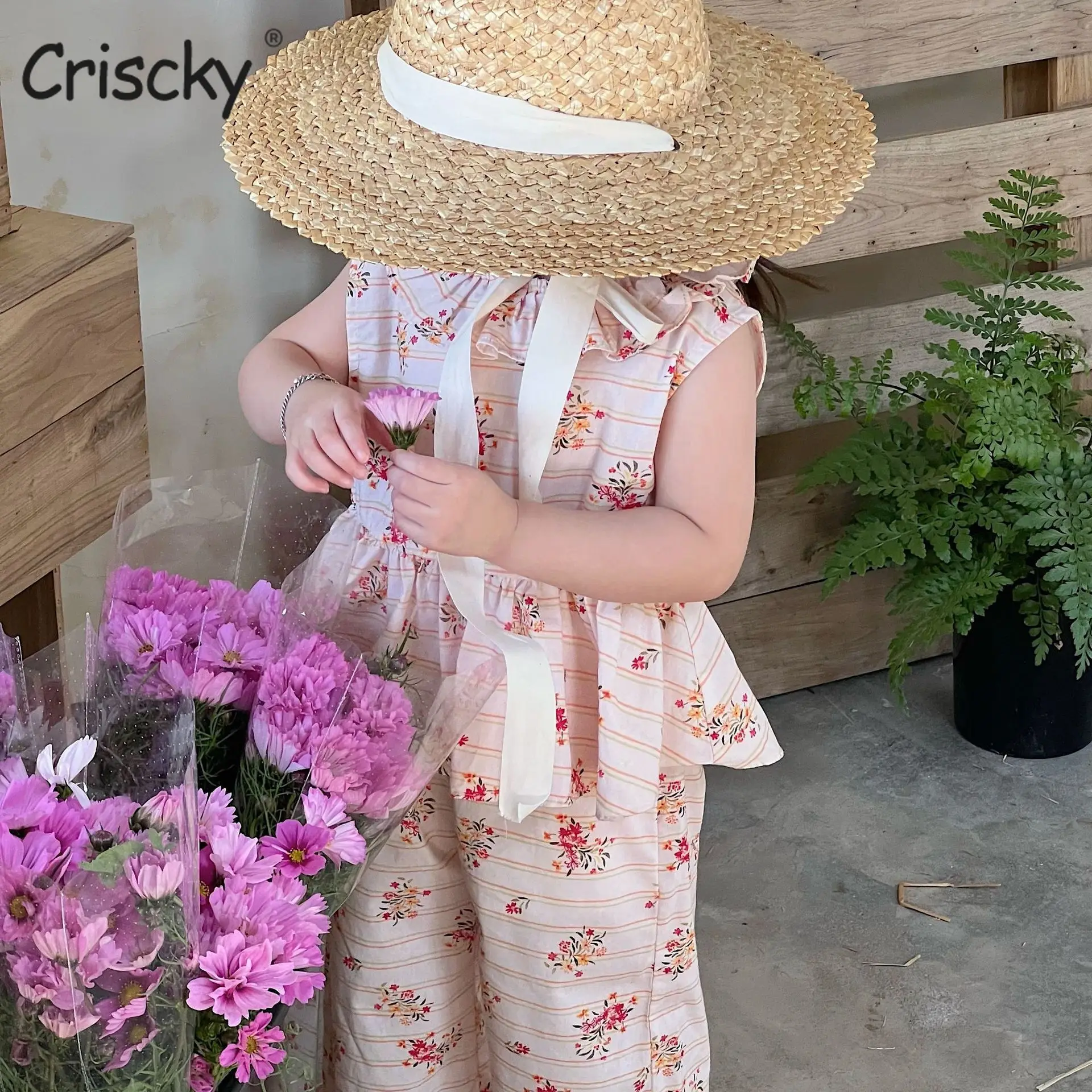 Criscky Baby Clothing Set Children's Floral Sleeveless Elastic Trousers Two Piece Suit Summer Newborn Boys Girls Pants Outfit
Criscky Baby Clothing Set Children's Floral Sleeveless Elastic Trousers Two Piece Suit Summer Newborn Boys Girls Pants Outfit