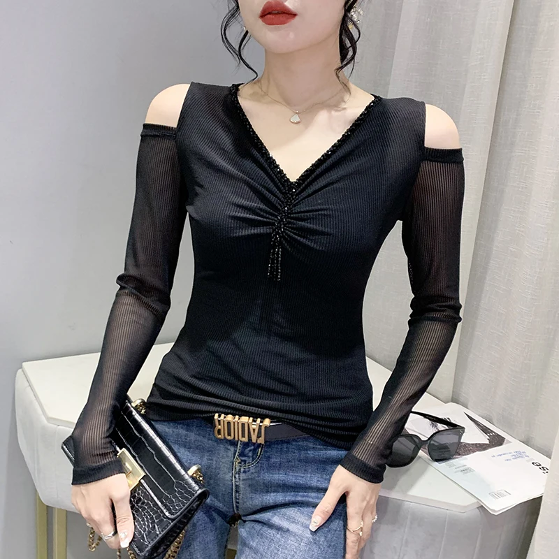Fall Winter T-Shirt Chic Sexy V-Neck Thin Draped Leopard Shiny Beading Mesh Women Tops Off Shoulder Long Sleeve 2022 Tees 9408
Fall Winter T-Shirt Chic Sexy V-Neck Thin Draped Leopard Shiny Beading Mesh Women Tops Off Shoulder Long Sleeve 2022 Tees 9408