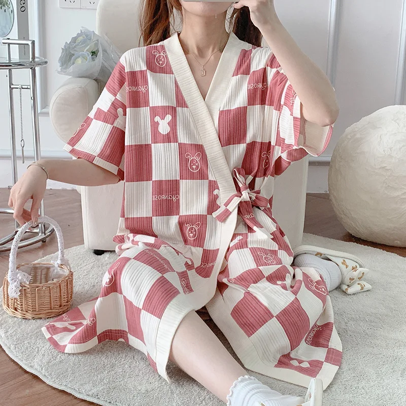 Nightgown Women's Plaid Loose Long Kimono Thin Cotton Girl Cardigan Bathrobe Home Clothes Sleepwear Robes for Women Pajamas
Nightgown Women's Plaid Loose Long Kimono Thin Cotton Girl Cardigan Bathrobe Home Clothes Sleepwear Robes for Women Pajamas
