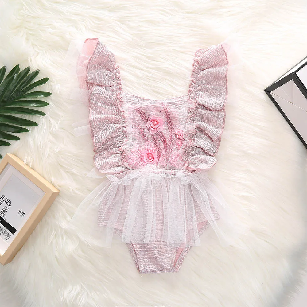 Baby Girls Sweet Rompers 2022 Summer New Fashion Mesh Flying Sleeves Bodysuits Princess Flower Wedding Party Clothes for Kids
Baby Girls Sweet Rompers 2022 Summer New Fashion Mesh Flying Sleeves Bodysuits Princess Flower Wedding Party Clothes for Kids