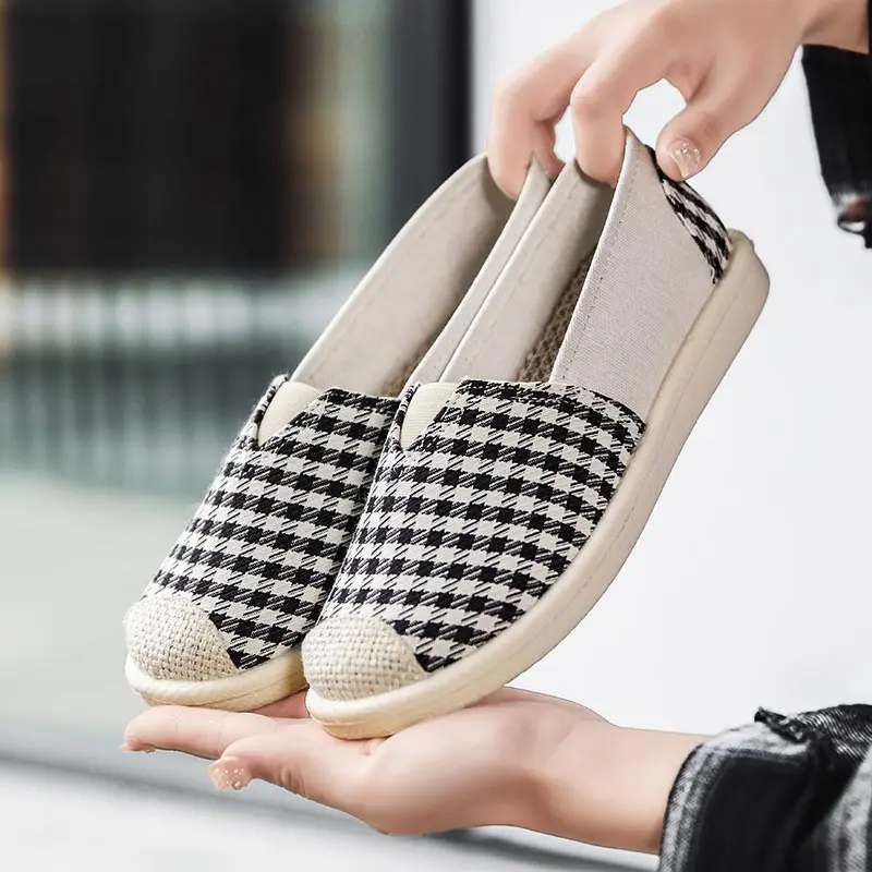 Повседневная женская обувь, спортивные классические кроссовки на плоской подошве, Прогулочные кроссовки, спортивные женские кроссовки для...
Повседневная женская обувь, спортивные классические кроссовки на плоской подошве, Прогулочные кроссовки, спортивные женские кроссовки для...