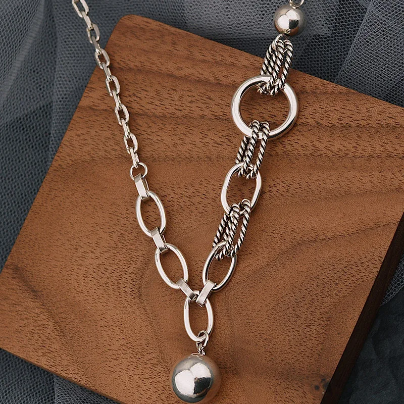 Stamp Chunky Chain Necklace For Women New Fashion Vintage Party Simple Elegant Round Bead Pendant Couples Jewelry Birthday Gifts
Stamp Chunky Chain Necklace For Women New Fashion Vintage Party Simple Elegant Round Bead Pendant Couples Jewelry Birthday Gifts