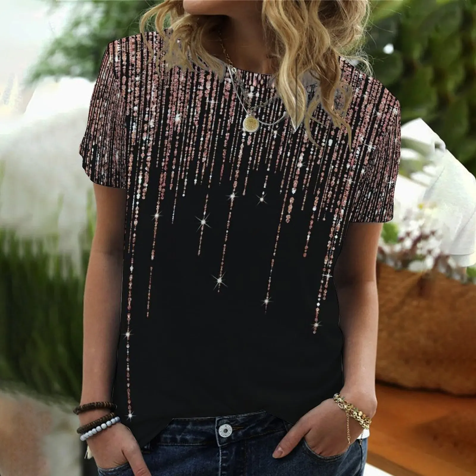 2022 new European and American foreign trade summer women's casual digital printing short-sleeved round neck T-shirt women's top
2022 new European and American foreign trade summer women's casual digital printing short-sleeved round neck T-shirt women's top
