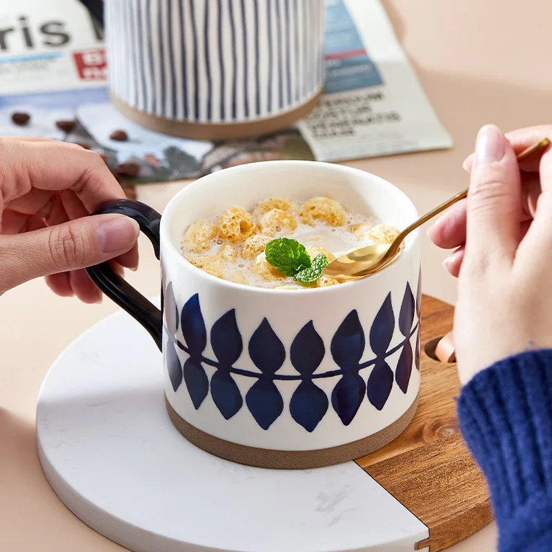 Coffee Cup Blue Color Ceramic Mug Creative Ins New Chinese Style Simple Home Office Breakfast Hand-painted Water Cup
Coffee Cup Blue Color Ceramic Mug Creative Ins New Chinese Style Simple Home Office Breakfast Hand-painted Water Cup