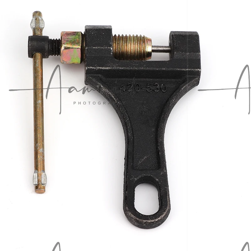 Easy To Use Motorcycle Chain Breaker Link Removal Splitter Motor Cutter Riveting Tool 420-530
Easy To Use Motorcycle Chain Breaker Link Removal Splitter Motor Cutter Riveting Tool 420-530