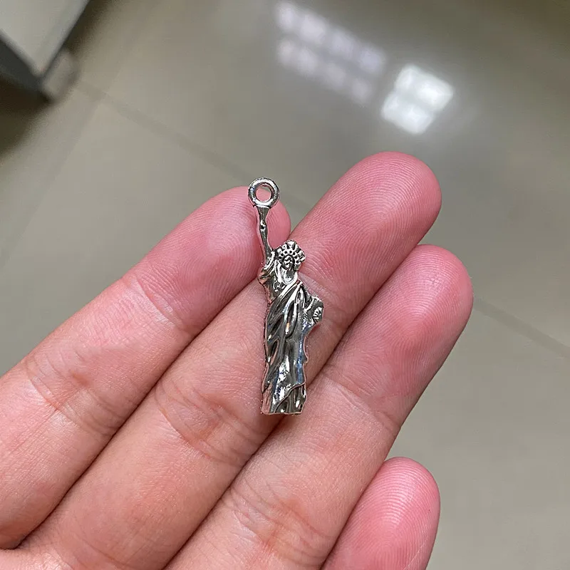 6 шт. 34x12 мм Статуя Свободы DIY ожерелье брелок Подвеска фотоаксессуары праздничный подарок
6 шт. 34x12 мм Статуя Свободы DIY ожерелье брелок Подвеска фотоаксессуары праздничный подарок