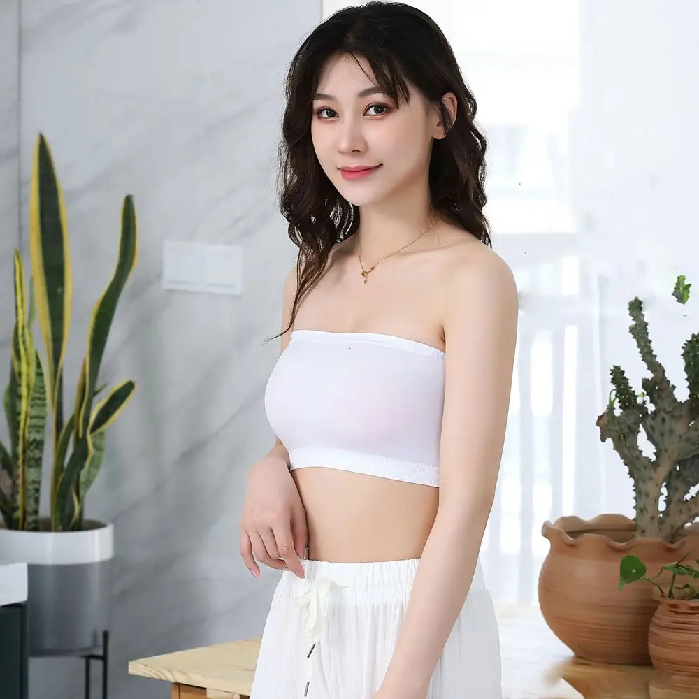 Strapless invisible underwear non-slip anti-glare student bottoming breathable chest seamless one word wrap chest
Strapless invisible underwear non-slip anti-glare student bottoming breathable chest seamless one word wrap chest