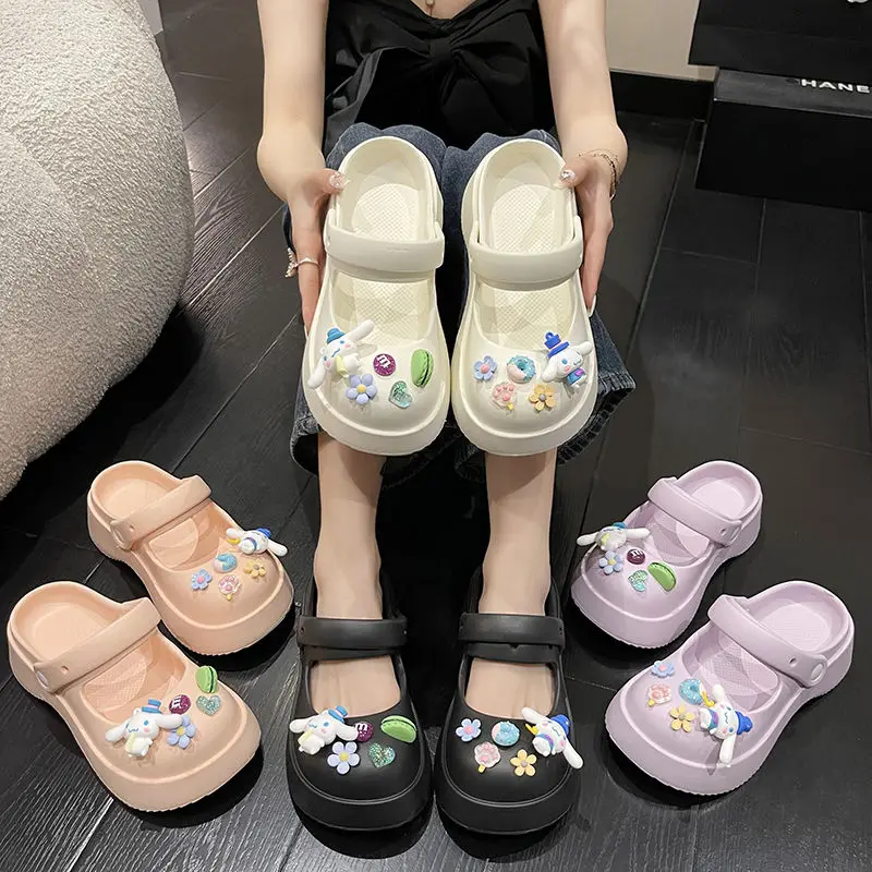 Sanrios Cinnamoroll Симпатичные Мультяшные новые женские летние уличные Нескользящие тапочки на толстой подошве
Sanrios Cinnamoroll Симпатичные Мультяшные новые женские летние уличные Нескользящие тапочки на толстой подошве