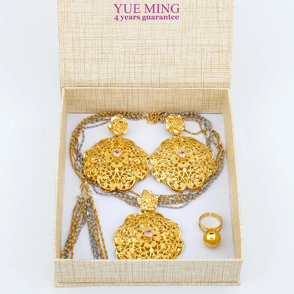 African Jewelry Set for Women Weddings Bridal Pendant Necklace and Earrings Bracelet Ring Gold Color Luxury Jewelry Accessory
African Jewelry Set for Women Weddings Bridal Pendant Necklace and Earrings Bracelet Ring Gold Color Luxury Jewelry Accessory