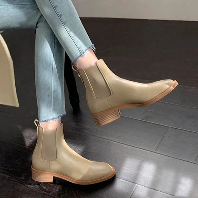 Autumn Short Chelsea Boots Round Toe Small Chunky Heel Elasticated Boots Pu Leather Ladies Ankle Boots Punk Gothic Booties Shoes
Autumn Short Chelsea Boots Round Toe Small Chunky Heel Elasticated Boots Pu Leather Ladies Ankle Boots Punk Gothic Booties Shoes
