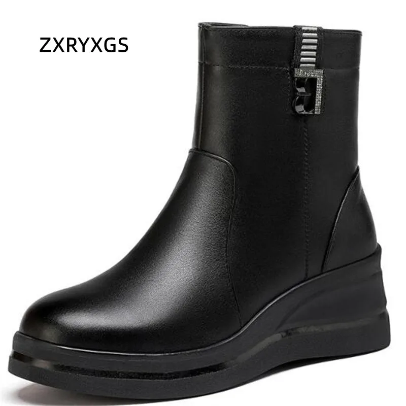 ZXRYXGS Autumn Single Boots Flat Wedges Boots 2022 Large Size Cowhide Rhinestones Fashion Boots Fur One Wool Boots Women Boots
ZXRYXGS Autumn Single Boots Flat Wedges Boots 2022 Large Size Cowhide Rhinestones Fashion Boots Fur One Wool Boots Women Boots