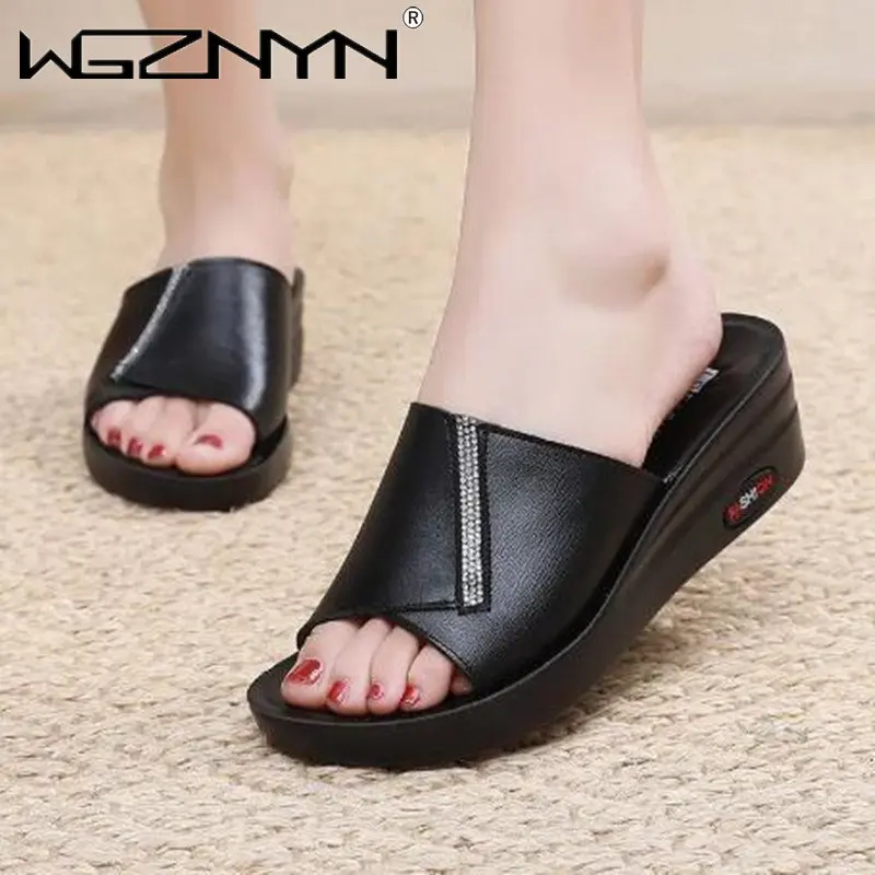 Сандалии женские на платформе, Удобные однотонные шлепанцы, нескользящая подошва, пляжная обувь, Тапочки, лето
Сандалии женские на платформе, Удобные однотонные шлепанцы, нескользящая подошва, пляжная обувь, Тапочки, лето