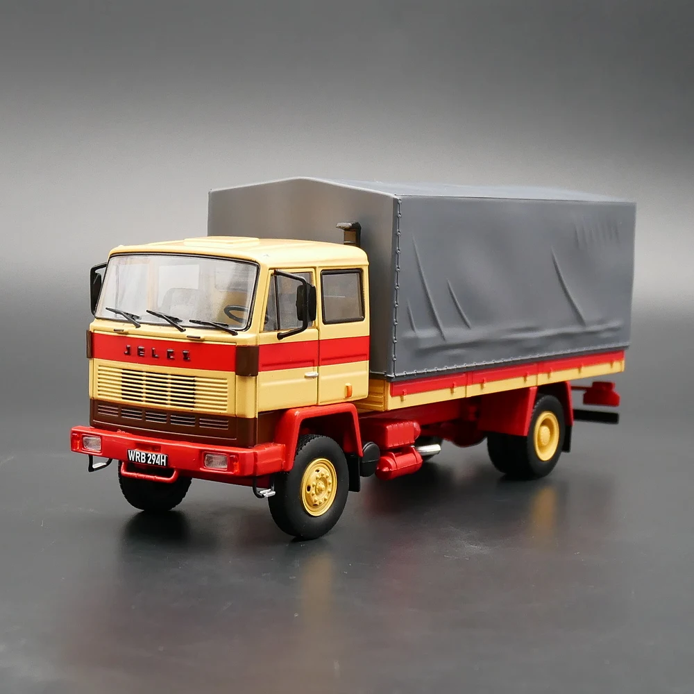 Масштаб 1:43, масштаб 415, модель грузовика из полированного сплава, металлические игрушечные украшения
Масштаб 1:43, масштаб 415, модель грузовика из полированного сплава, металлические игрушечные украшения