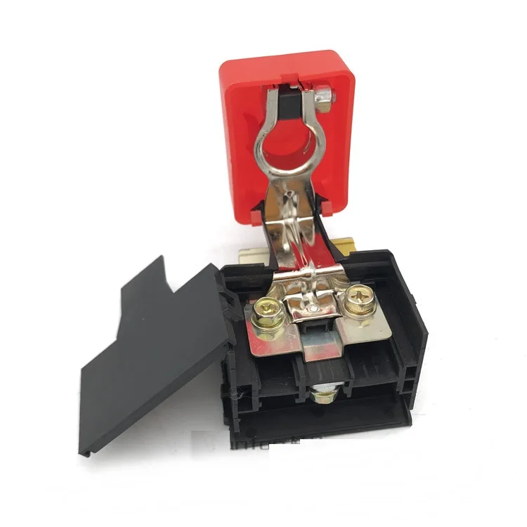 1pcs Fuse box plastic base for Chinese CHERY Fulwin2 YOUYOU SQR477 Engine Auto car motor parts A11-3723025
1pcs Fuse box plastic base for Chinese CHERY Fulwin2 YOUYOU SQR477 Engine Auto car motor parts A11-3723025