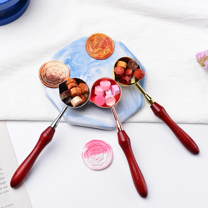 Anti-Hot Wood Handle Sealing Wax Spoon For Wax Stamping Retro DIY Craft Wax Stamp Seal Stamp Spoon Handmade Decor Tools
Anti-Hot Wood Handle Sealing Wax Spoon For Wax Stamping Retro DIY Craft Wax Stamp Seal Stamp Spoon Handmade Decor Tools