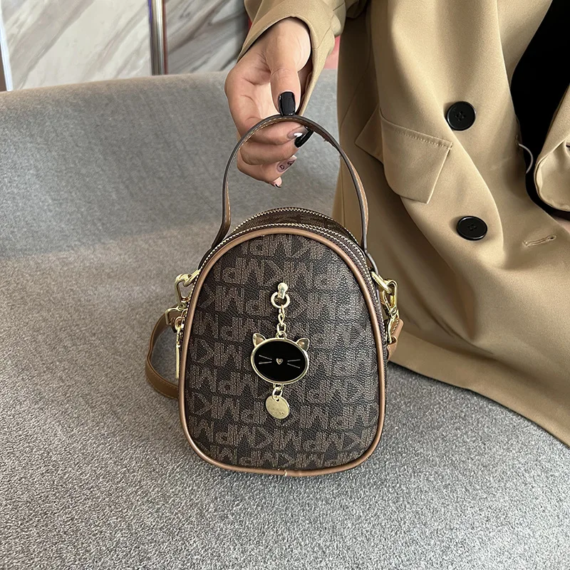 Backpack women's bag 2022 new high-quality single Shoulder Messenger Bag Korean fashion versatile multi-layer portable shell bag
Backpack women's bag 2022 new high-quality single Shoulder Messenger Bag Korean fashion versatile multi-layer portable shell bag