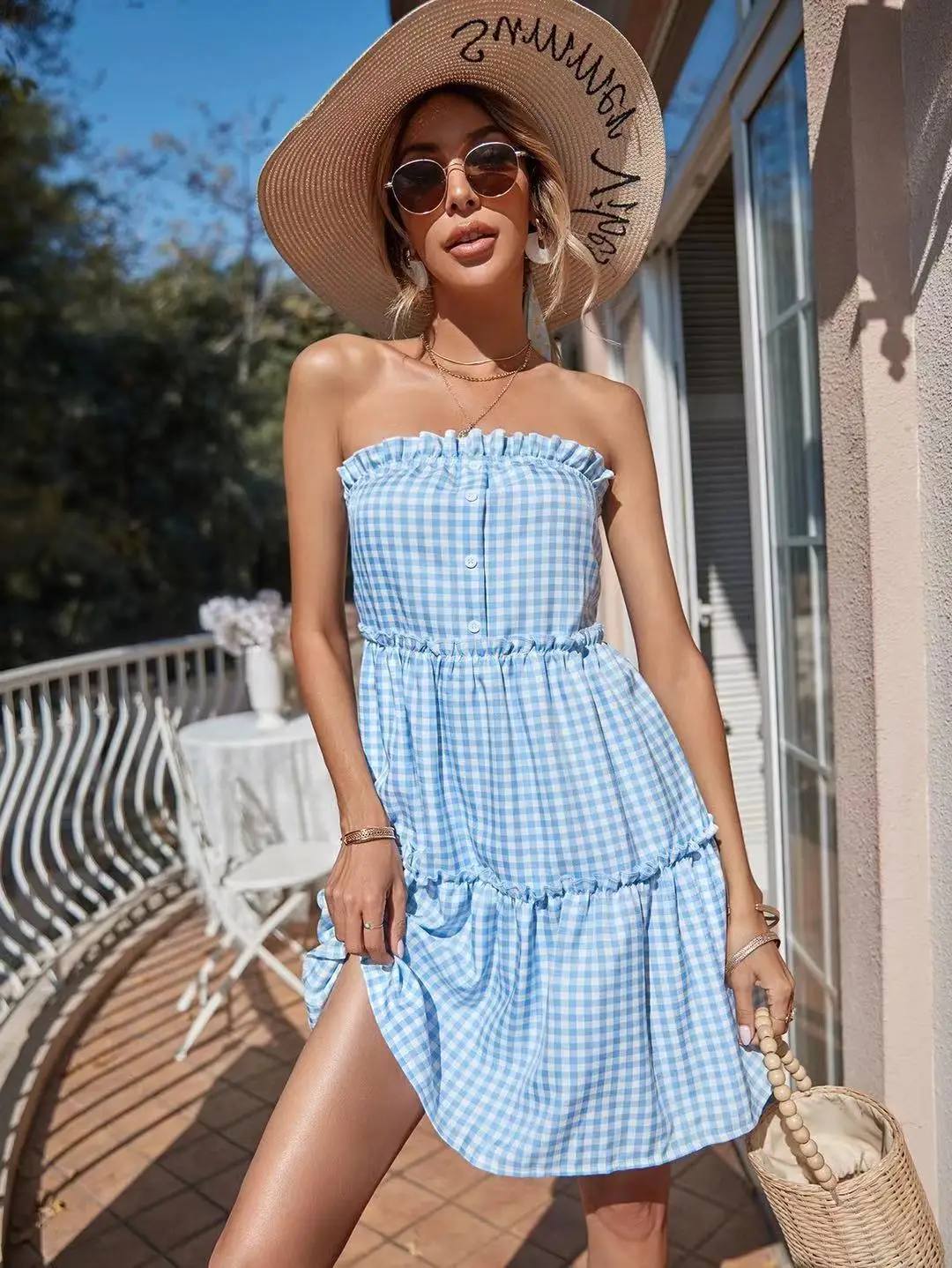 2022 spring sunshine girl casual women's wrap chest plaid cake skirt sexy fashion pastoral dress
2022 spring sunshine girl casual women's wrap chest plaid cake skirt sexy fashion pastoral dress