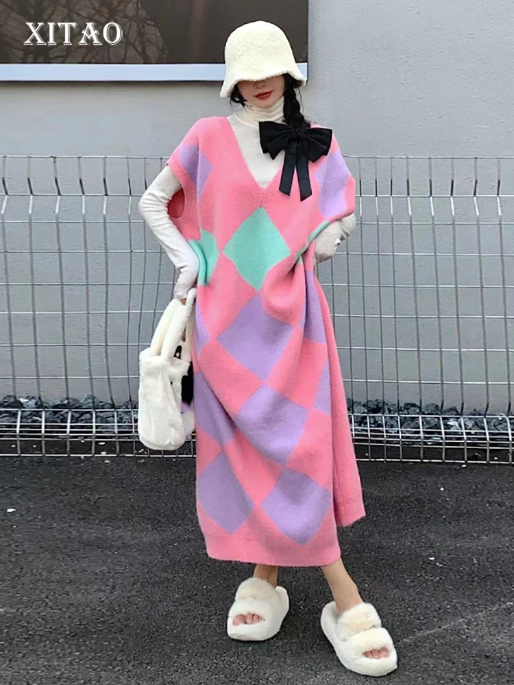 XITAO Sleeveless Knitting Dress Contrast Color Plaid Splicing Loose Fashion Women Casual Sweater Dress 2022 Winter New SMH1205
XITAO Sleeveless Knitting Dress Contrast Color Plaid Splicing Loose Fashion Women Casual Sweater Dress 2022 Winter New SMH1205