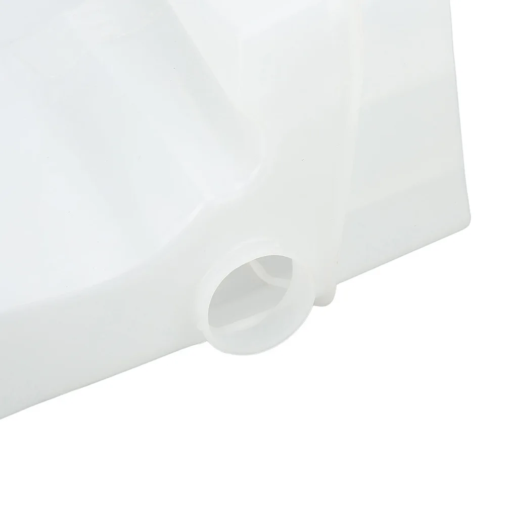 Windshield Washer Fluid Reservoir For Mercedes For Benz 98-05 ML320 ML430 ML55 1638601160, 1638601260, 1638690820
Windshield Washer Fluid Reservoir For Mercedes For Benz 98-05 ML320 ML430 ML55 1638601160, 1638601260, 1638690820