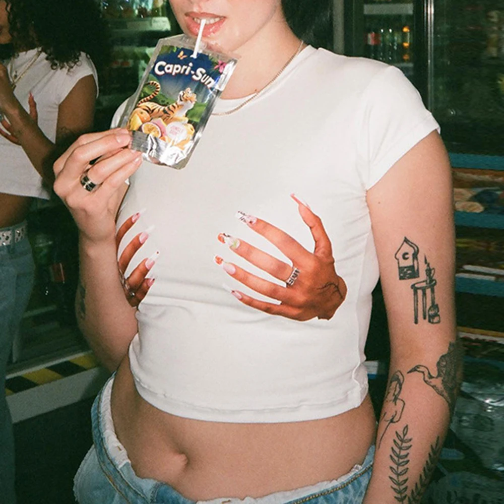 3D Print Funny Graphic T Shirts 2000s Clothes Y2k Streetwear 90s Sexy Summer Crop Top Fitted Short Sleeve Tee
3D Print Funny Graphic T Shirts 2000s Clothes Y2k Streetwear 90s Sexy Summer Crop Top Fitted Short Sleeve Tee