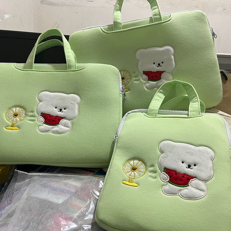 Green Bear Laptop Tablet Inner Case Bag for Macbook Air Ipad Pro 11 13 14 15 15.6 Inch Cover Laptops Carrying Bags for Student
Green Bear Laptop Tablet Inner Case Bag for Macbook Air Ipad Pro 11 13 14 15 15.6 Inch Cover Laptops Carrying Bags for Student