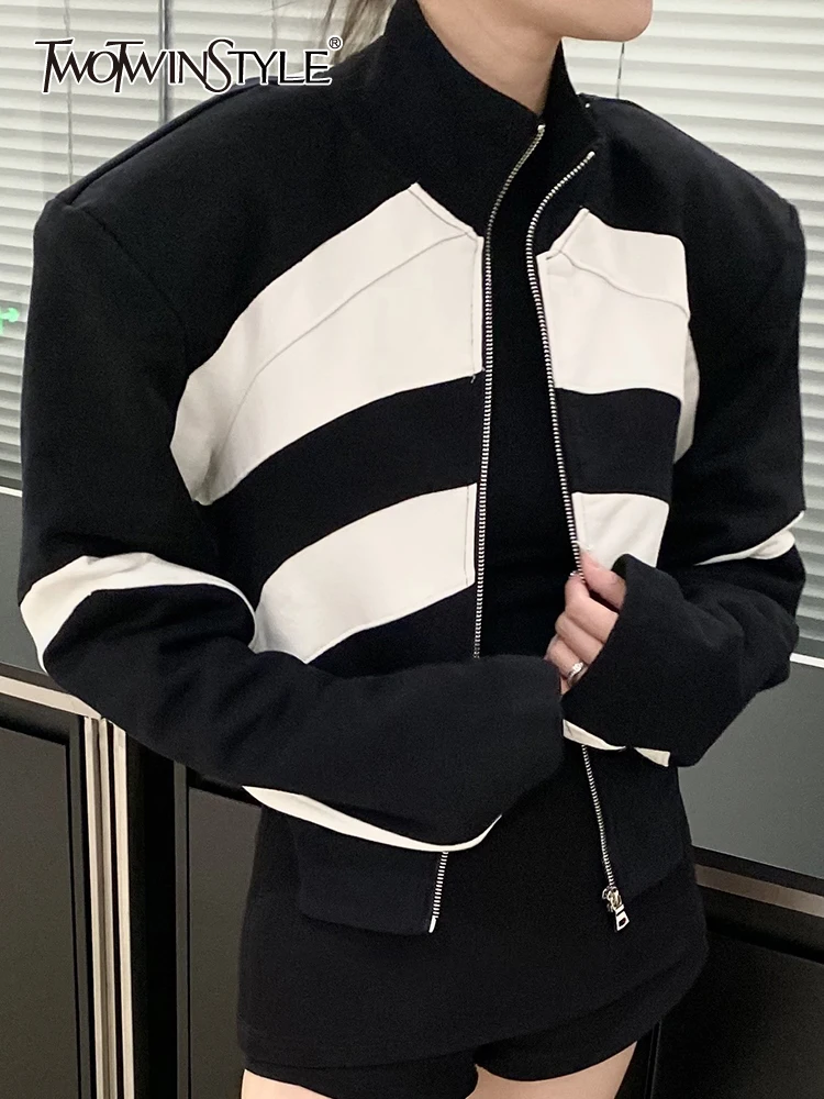 TWOTWINSTYLE Streetwear Patchwork Colorblock Jacket For Women Lapel Long Sleeve Zipper Jackets Female Clothing Fashion New 2022
TWOTWINSTYLE Streetwear Patchwork Colorblock Jacket For Women Lapel Long Sleeve Zipper Jackets Female Clothing Fashion New 2022