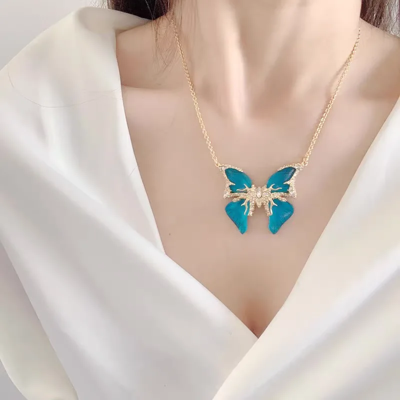 Necklace Fashion Trend Personality Light Luxury Casual Butterfly Necklace Multi-Color Option Collier Femme Pendant Grandes De
Necklace Fashion Trend Personality Light Luxury Casual Butterfly Necklace Multi-Color Option Collier Femme Pendant Grandes De