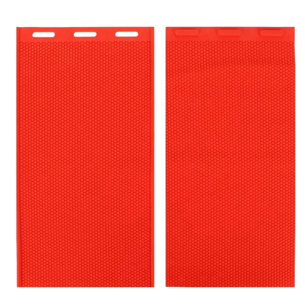 2Pcs Beeswax Foundation Press Mold Sheet DIY Rubber Comb Beekeeping Accessory Foundation Sheets Press Tool for Beekeeper
2Pcs Beeswax Foundation Press Mold Sheet DIY Rubber Comb Beekeeping Accessory Foundation Sheets Press Tool for Beekeeper