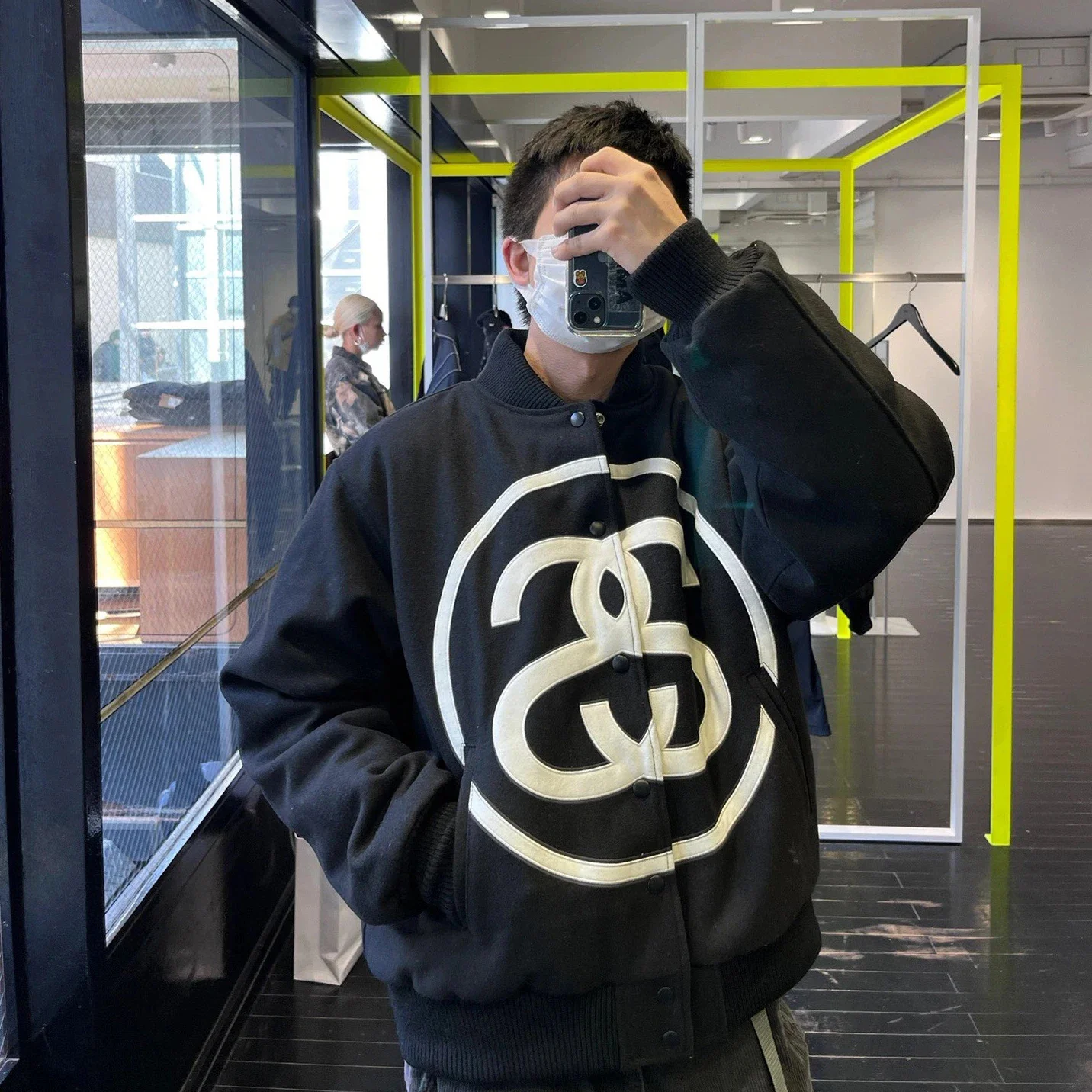 2023 High Quality for and Women Fashion Spring New Classic Unisex Baseball Jackets Casual Jacket Men Coats
2023 High Quality for and Women Fashion Spring New Classic Unisex Baseball Jackets Casual Jacket Men Coats