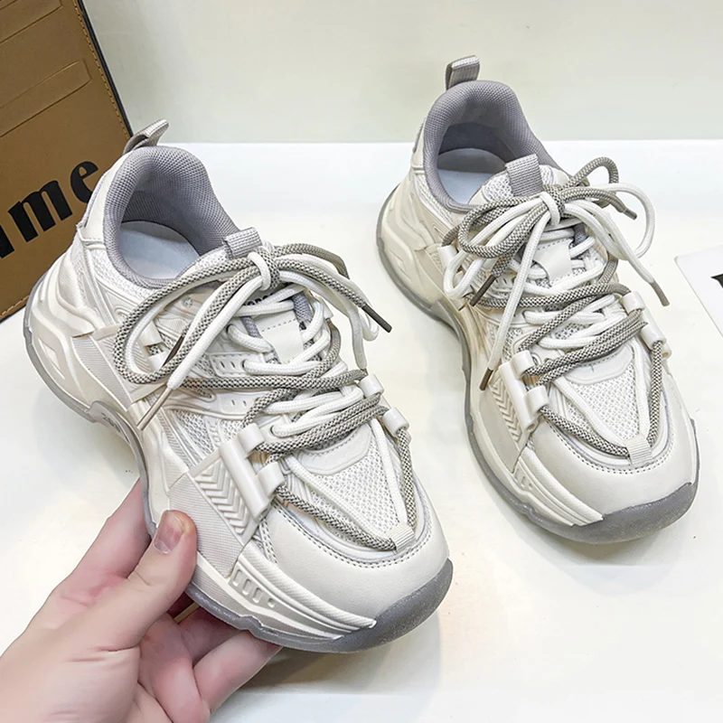 Women's vulcanized sneakers 2023 new Ins super hot full with white shoes to increase the height of the foot show small sneakers
Women's vulcanized sneakers 2023 new Ins super hot full with white shoes to increase the height of the foot show small sneakers