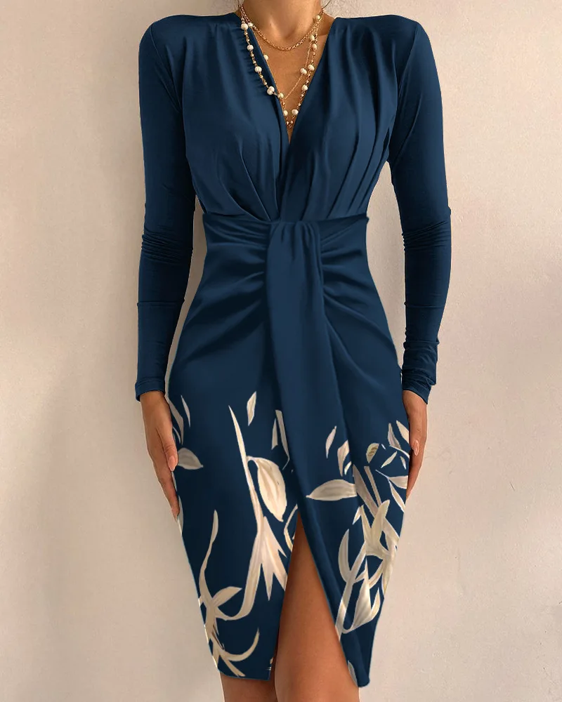 Printed Pleated Slim Midi Dress Women for Autumn 2021 New Fashion Casual V-neck Long-sleeved Midi Dresses
Printed Pleated Slim Midi Dress Women for Autumn 2021 New Fashion Casual V-neck Long-sleeved Midi Dresses