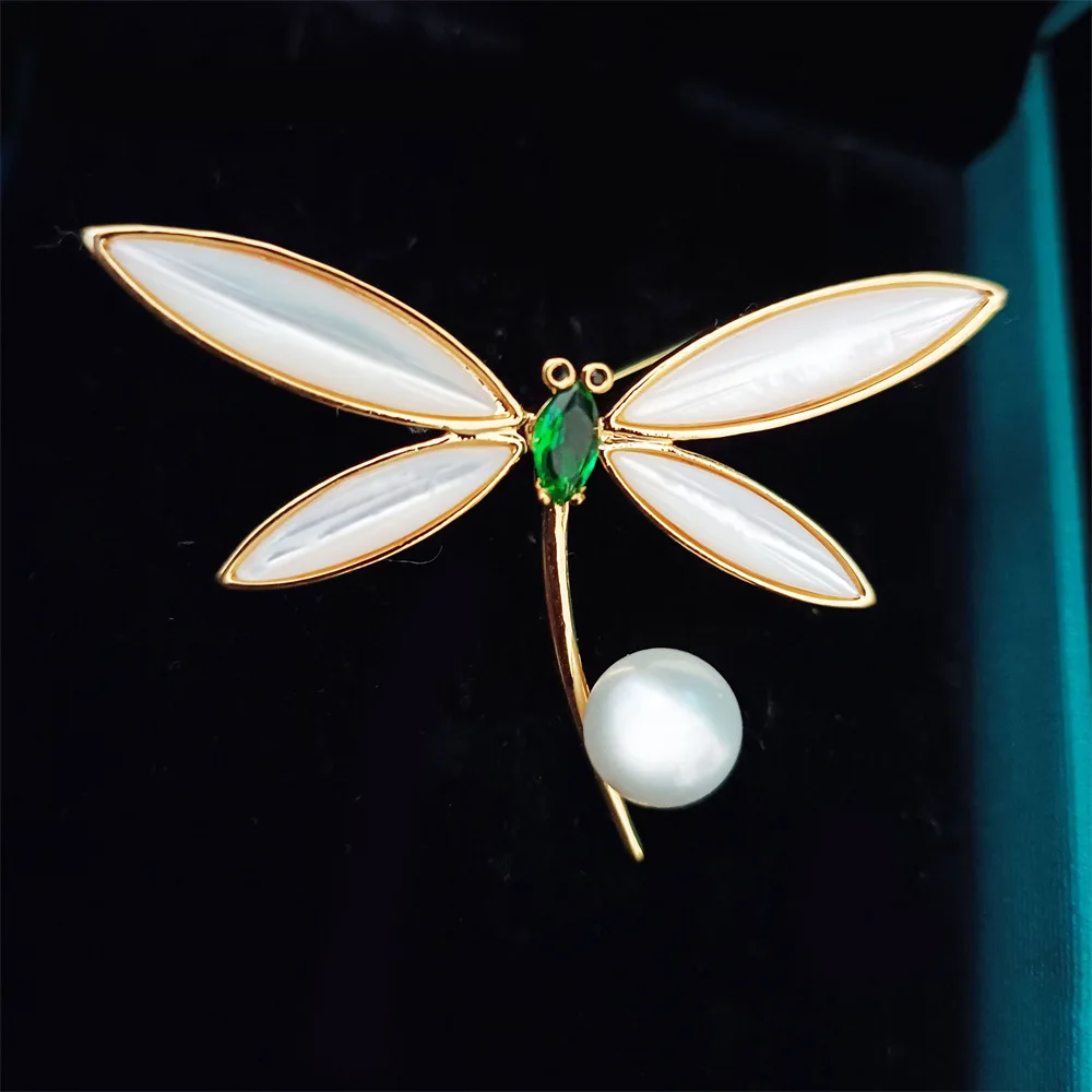

Fashionable High-end Natural Freshwater Pearls Dragonfly Brooches Seawater Shell Animals Corsage Suit Coat Pin Jewelry