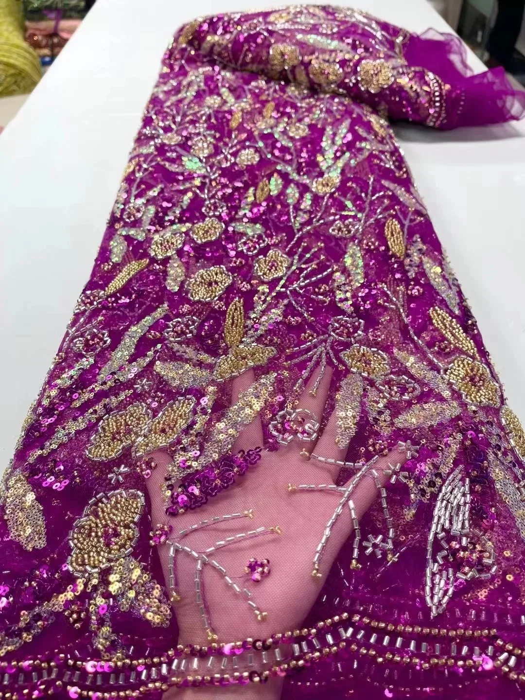 Luxurious Nigerian Handmade Beaded Lace Fabric 2023 High Quality Sequins Beaded Embroidery African French Lace Fabric For Dress
Luxurious Nigerian Handmade Beaded Lace Fabric 2023 High Quality Sequins Beaded Embroidery African French Lace Fabric For Dress