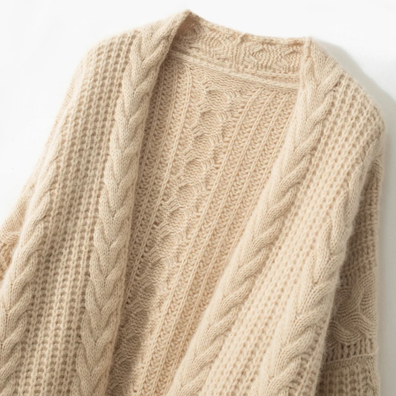 Hot Sale Autumn Winter New 100% Cashmere Long Cardigan Sweater Women's Solid Color Loose Large Size Thicking Soft Fashion Femal
Hot Sale Autumn Winter New 100% Cashmere Long Cardigan Sweater Women's Solid Color Loose Large Size Thicking Soft Fashion Femal