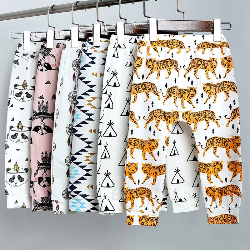 Fashion Harem Pants Baby Boys Girls Pants High Waisted Long Pants Toddler Baby Clothes Kids Harem Pants Striped Clothing Pant
Fashion Harem Pants Baby Boys Girls Pants High Waisted Long Pants Toddler Baby Clothes Kids Harem Pants Striped Clothing Pant