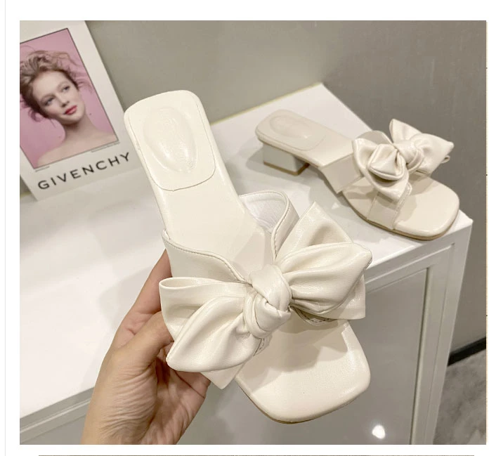 2022 New Summer High Heels Women's Shoes Fashion Bow-knot Heels Open Toe Slippers Street Woman Minimalistic Sandals Large Size
2022 New Summer High Heels Women's Shoes Fashion Bow-knot Heels Open Toe Slippers Street Woman Minimalistic Sandals Large Size