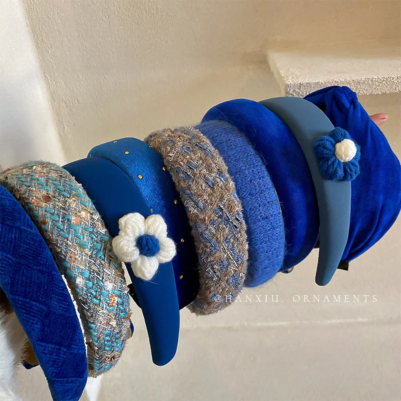 Minar Multiple Royal Blue Color Headband for Women Plush Flowers Print Bowknot Wide Brimmed Hairband Every Day Hair Accessories
Minar Multiple Royal Blue Color Headband for Women Plush Flowers Print Bowknot Wide Brimmed Hairband Every Day Hair Accessories
