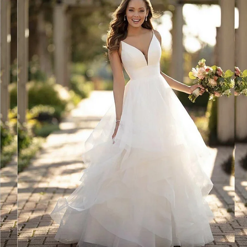 Simple A-Line V-Neck Wedding Dress 2022 Sleeveless Backless Sweep Train Flounces Hem Bride Gowns
Simple A-Line V-Neck Wedding Dress 2022 Sleeveless Backless Sweep Train Flounces Hem Bride Gowns