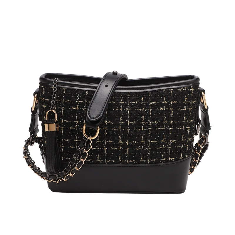 2022 New Arrivals Women's PU Leather Shoulder Bag Large Leisure Bucket Bag Fashion Weaving Grain Multi-function Zipper Bag
2022 New Arrivals Women's PU Leather Shoulder Bag Large Leisure Bucket Bag Fashion Weaving Grain Multi-function Zipper Bag