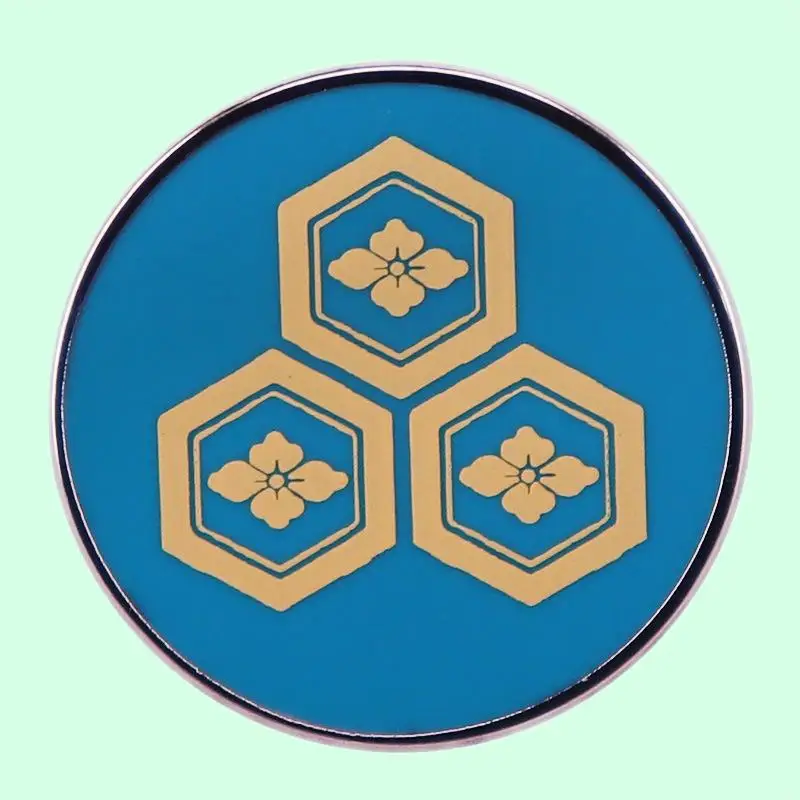 Asai Family Crest of Sansheng Tortoise Shell and Flower Raspberry Emblem Brooch Exquisite Badge Fashion Jewelry Friend Gifts
Asai Family Crest of Sansheng Tortoise Shell and Flower Raspberry Emblem Brooch Exquisite Badge Fashion Jewelry Friend Gifts