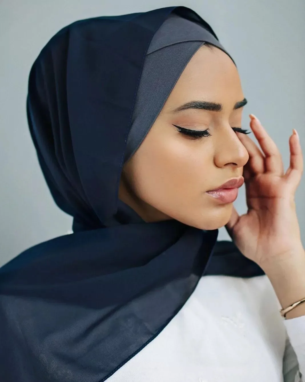 Muslim Women 2021 NEW Head Scarf Underscarf Stretch Hijab turban Headwrap Underscarf Cap Shawl Islam Scarf Inner Hijabs Bonnet 
Muslim Women 2021 NEW Head Scarf Underscarf Stretch Hijab turban Headwrap Underscarf Cap Shawl Islam Scarf Inner Hijabs Bonnet