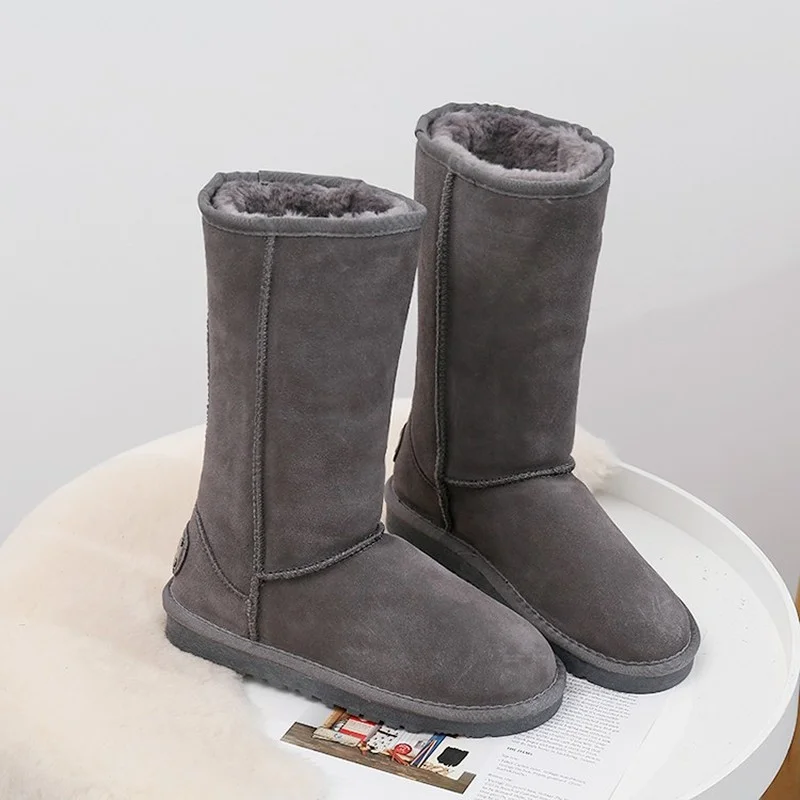 Замшевая кожаная женская обувь, теплые женские зимние ботинки, зимние Плюшевые Пушистые Ботинки на толстой подошве и молнии, повседневные женские ботинки
Замшевая кожаная женская обувь, теплые женские зимние ботинки, зимние Плюшевые Пушистые Ботинки на толстой подошве и молнии, повседневные женские ботинки