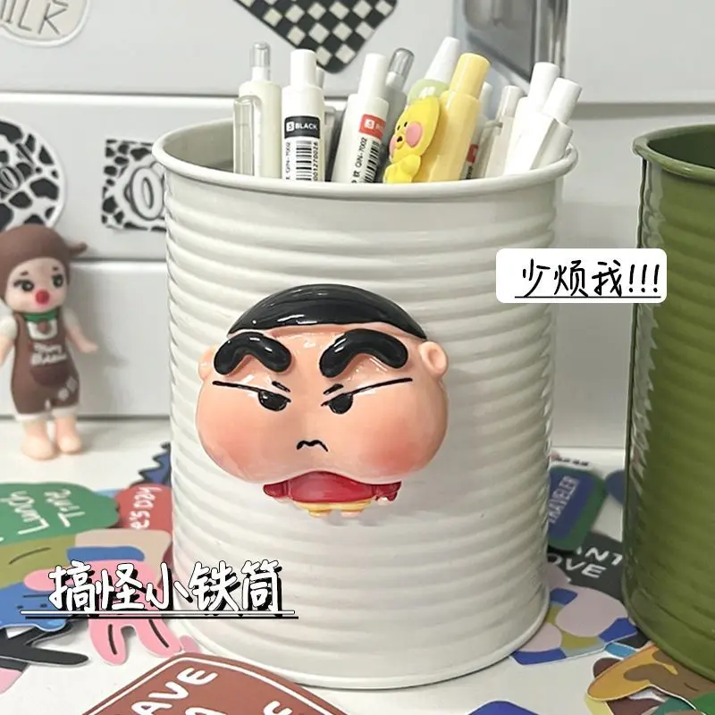 Kawaii Crayon Shin-Chan Plushie Cartoon Cute Doll Iron Barrel Pen Holder Desktop Storage Anime Plush Toys for Girl Birthday Gift
Kawaii Crayon Shin-Chan Plushie Cartoon Cute Doll Iron Barrel Pen Holder Desktop Storage Anime Plush Toys for Girl Birthday Gift