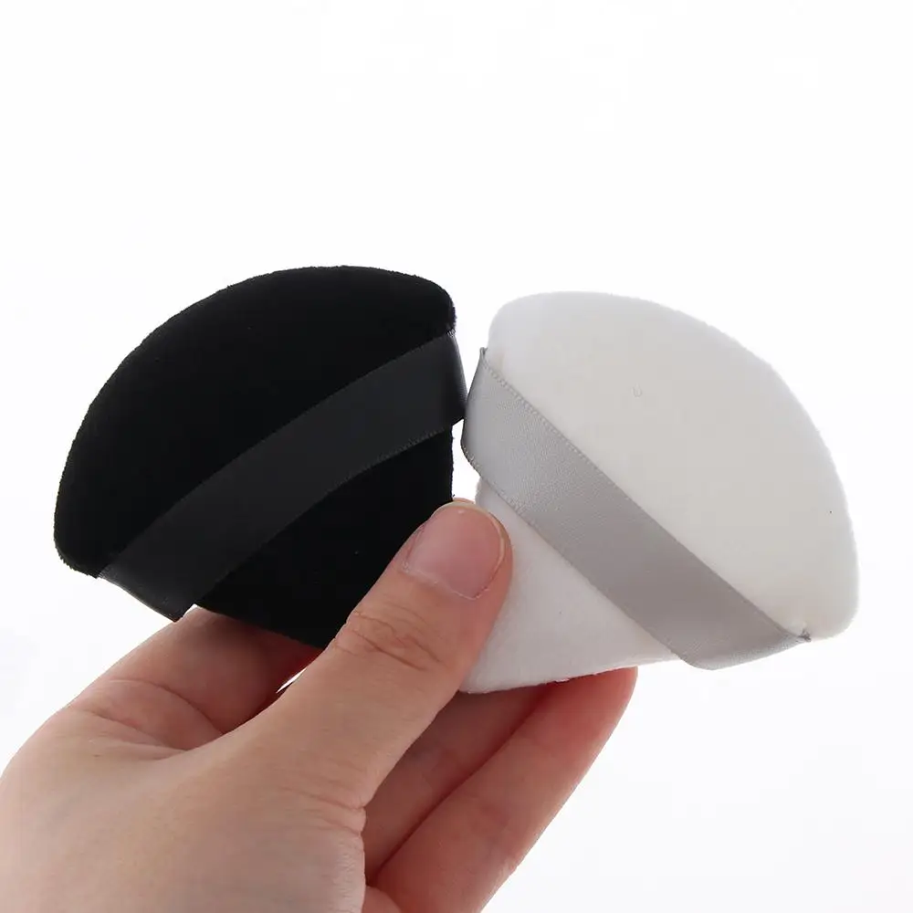 1/2 Pcs Lightweight Washable Velvety Texture Makeup Puffs Triangle Velvet Powder Puff Mini Face Makeup sponge Face Powder Puff
1/2 Pcs Lightweight Washable Velvety Texture Makeup Puffs Triangle Velvet Powder Puff Mini Face Makeup sponge Face Powder Puff