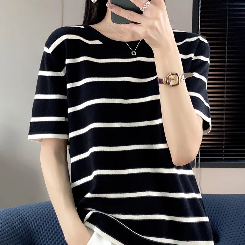 Versatile Striped T-shirt Women's Round Neck Spring and Summer New Knitted Pullover Cotton Short Sleeve Loose Top
Versatile Striped T-shirt Women's Round Neck Spring and Summer New Knitted Pullover Cotton Short Sleeve Loose Top