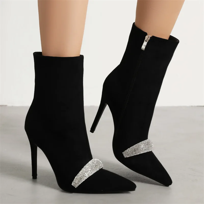 Women Boots Winter 2022Designer Luxury Sexy High Heel Zip Women Shoes Rhinestone Elegant Pointed Faux Suede Lady Short Boots
Women Boots Winter 2022Designer Luxury Sexy High Heel Zip Women Shoes Rhinestone Elegant Pointed Faux Suede Lady Short Boots