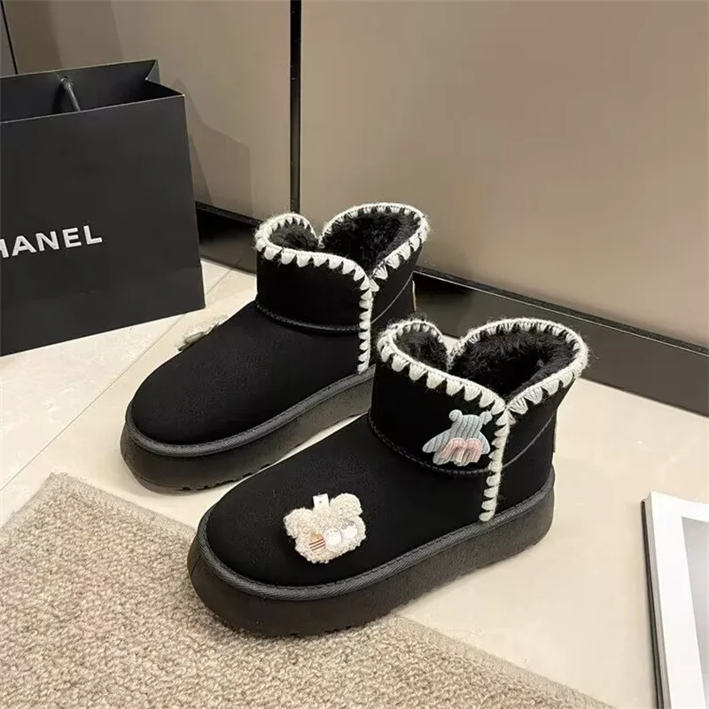 Classic hand-tailored fleece warm fur integrated boots thick soled waterproof platform large size women's 35-40
Classic hand-tailored fleece warm fur integrated boots thick soled waterproof platform large size women's 35-40