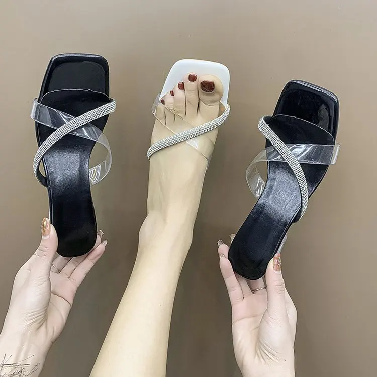 Square heel Female Shoes Transparent Slippers Big Size Slides Low Jelly Flip Flops Fashion Block 2022 Fabricplus size 43
Square heel Female Shoes Transparent Slippers Big Size Slides Low Jelly Flip Flops Fashion Block 2022 Fabricplus size 43