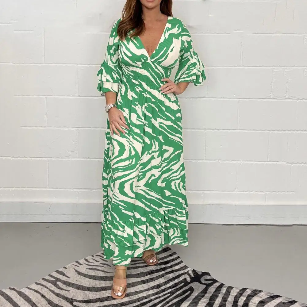 Women Maxi Dress Deep V-neck 3/4 Flared Sleeve Long Dress Ruffle Cuffs High Elastic Waist Lady Dress Loose Hem Long Dress
Women Maxi Dress Deep V-neck 3/4 Flared Sleeve Long Dress Ruffle Cuffs High Elastic Waist Lady Dress Loose Hem Long Dress