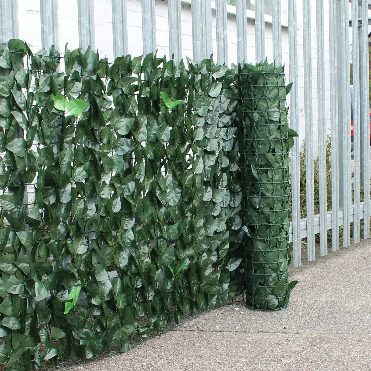 Artificial Grass Wall Fence Carpet Backdrop Panels Topiary Hedge Plant Garden Backyard Fence Greenery Wall Decor
Artificial Grass Wall Fence Carpet Backdrop Panels Topiary Hedge Plant Garden Backyard Fence Greenery Wall Decor